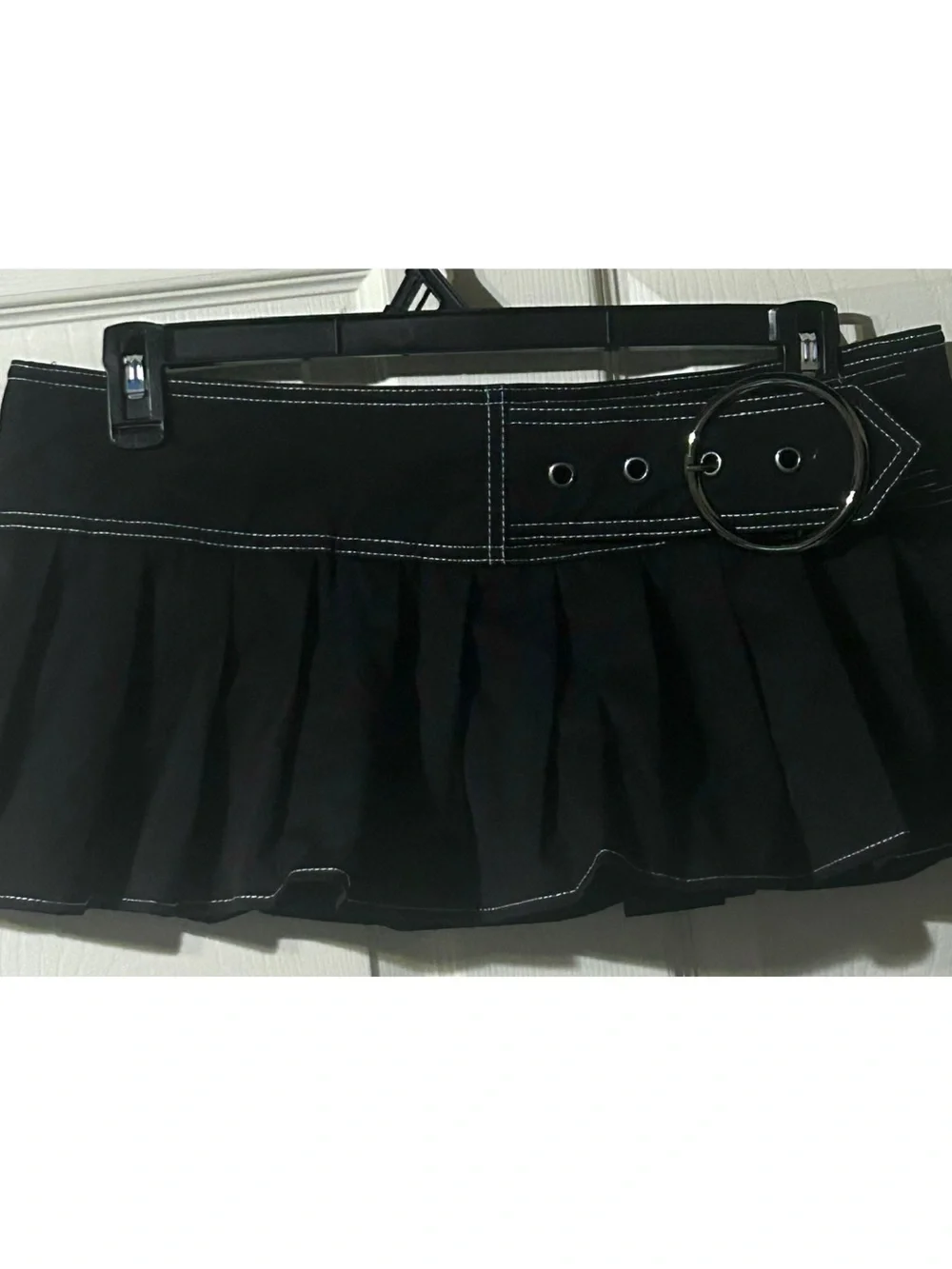NEW Size L Romwe Black Belted Buckle Contrast Stitch Pleated Micro Mini Skirt